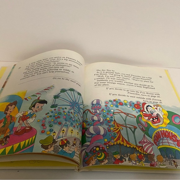 4/$20 Pinocchio’s Adventures Walt Disney Choose Your Own Adventure 1985 🛑 - Picture 9 of 9